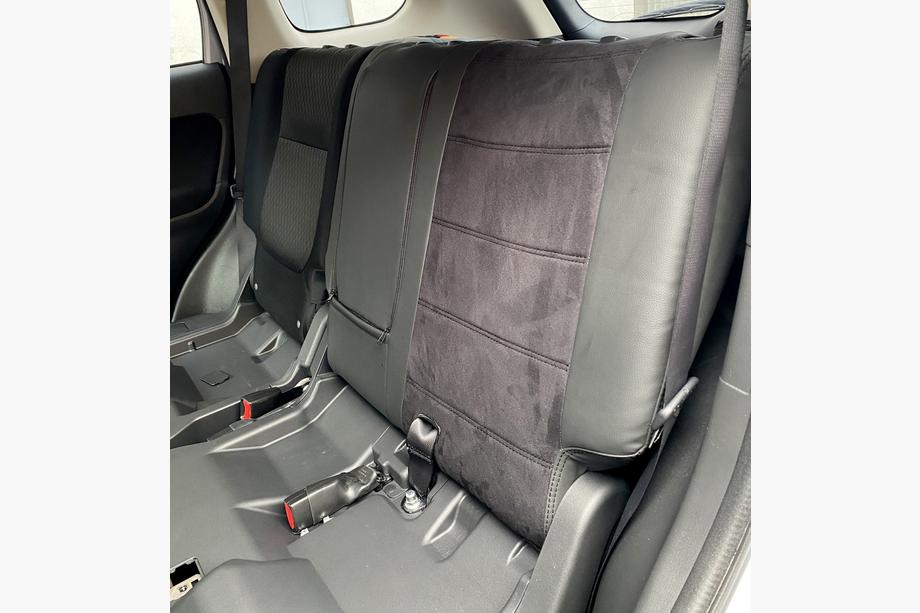 Mitsubishi Outlander 2012–2021 Sätesskydd i konstläder+tyg+Alcantara Antara A001 (komplett sats för hela kupén) Image