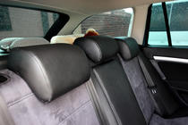 Skoda Octavia II A5 2006–2010 Sätesskydd i konstläder+tyg+Alcantara Antara A001 (komplett sats för hela kupén) foto 9