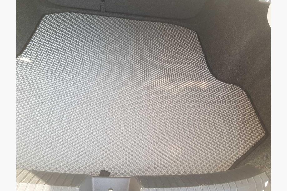 Volkswagen Jetta 2018– Bagagerumsmatta (EVA, grå) Image
