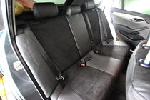 BMW X1 E84 2009–2015 Sätesskydd i konstläder+tyg+Alcantara Antara A001 (komplett sats för hela kupén) foto 1