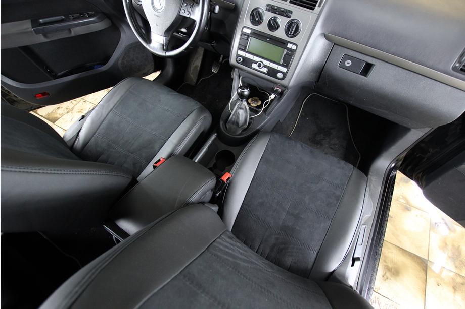 Volkswagen Touran 2003–2010 Sätesskydd i konstläder+tyg+Alcantara Antara A001 (komplett sats för hela kupén) Foto 8
