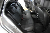 Renault Megane III 2009–2016 Sätesskydd i konstläder+tyg+Alcantara Antara A001 (komplett sats för hela kupén) foto 2