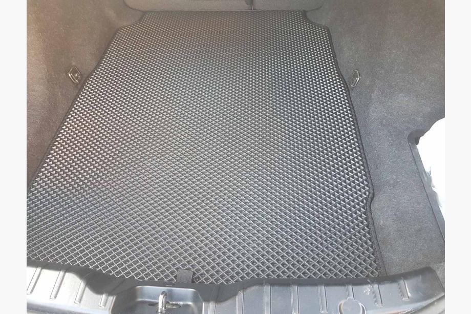 BMW 5-serien F10/F11 2010–2016 Bagagerumsmatta EVA V1 (för F10, svart) Image