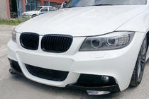 BMW 3-serie E90/E91 2005–2011 Frontläpp till stötfångare Flap (2009-2011) foto 1