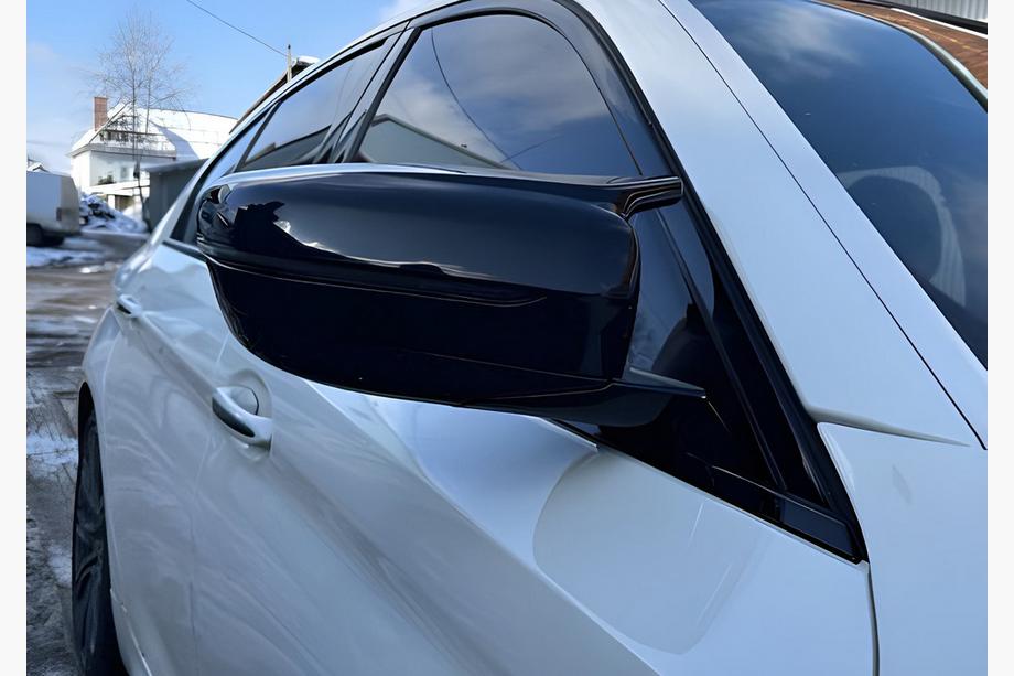 BMW 7-serien G11/G12 2015–2022 Spegelskåpor M-Look (2 st) Image
