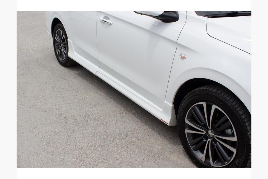 Citroen C-Elysee 2013–2022 Sidokjolar 2017+ (för lackering) Image