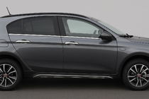 Fiat Tipo Cross 2021– Nedre fönsterlister (rostfritt stål) Carmos - turkiskt stål foto 1