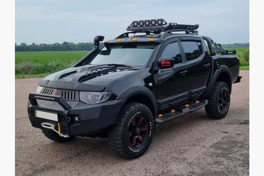 LED-fäste för Dakar takkorg Foto 10