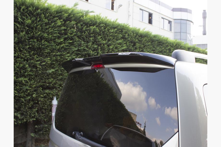 Ford Courier 2014–2023 Abarth spoiler (för lackering) Foto 1