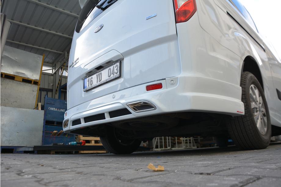 Ford Custom 2013–2022 Bakre stötfångaröverlägg (för lackering) Image