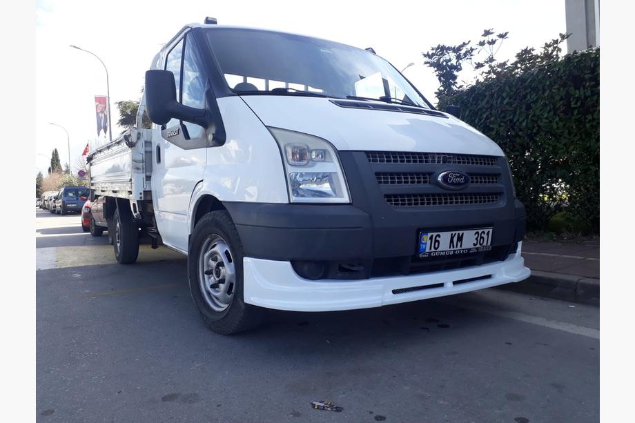 Ford Transit 2000–2014 Nedre frontläpp till främre stötfångare (2006-2014, smal) Image