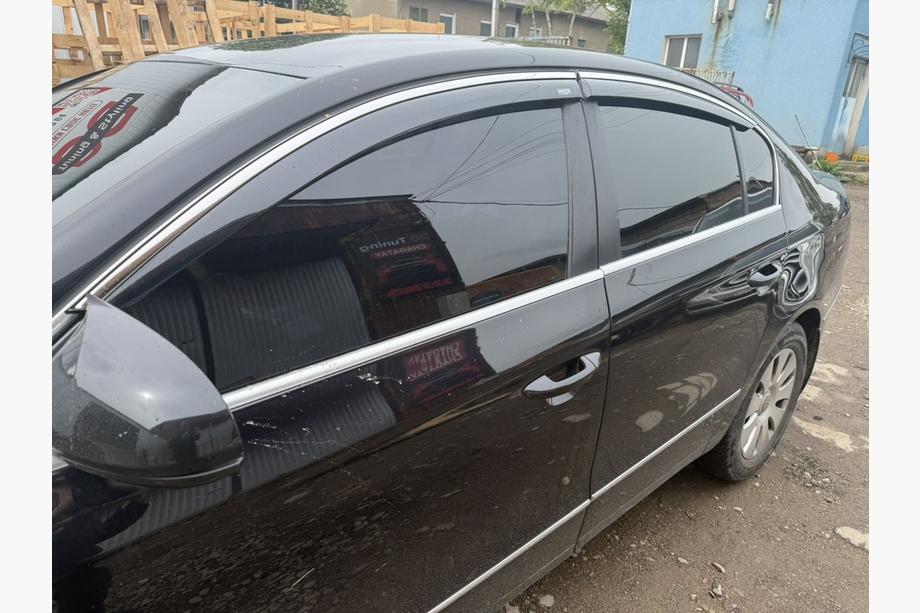 Volkswagen Passat B6 2006–2012 Vindavvisare med kromlist SD (EU, 4 st, Niken) Image