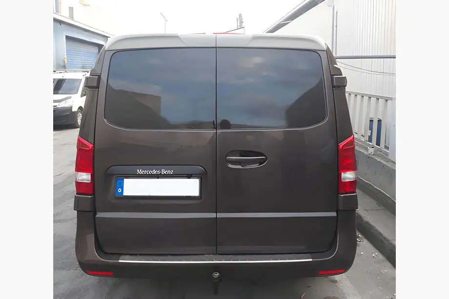 Mercedes Vito/V-klass W447 2014– Anatomisk spoiler för 2 dörrar (för lackering) Image