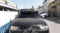 Mitsubishi L200 2015–2024 Solskärm för vindruta (Meliset LED) foto 2