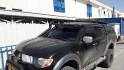 Mitsubishi L200 2015–2024 Solskärm för vindruta (Meliset LED) foto 1