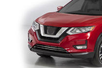 Nissan X-trail T32/Rogue 2014–2021 Rostfria kromlister för stötfångargrill (2017-2021, 2 st) foto 1
