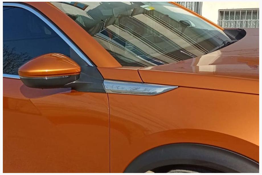 Peugeot 2008 2019– Skärmlister (2 st, rostfritt stål) Image