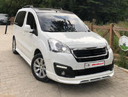 Peugeot Partner Tepee 2008–2018 Frontläpp 2015-2018 (för lackering) foto 1