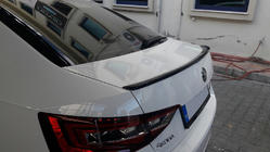 Skoda Superb 2015–2024 Spoiler för lackering foto 1