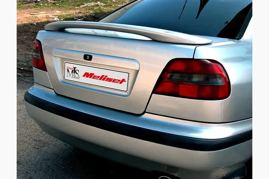 Volvo S40 1995–2004 Spoiler för lackering Image