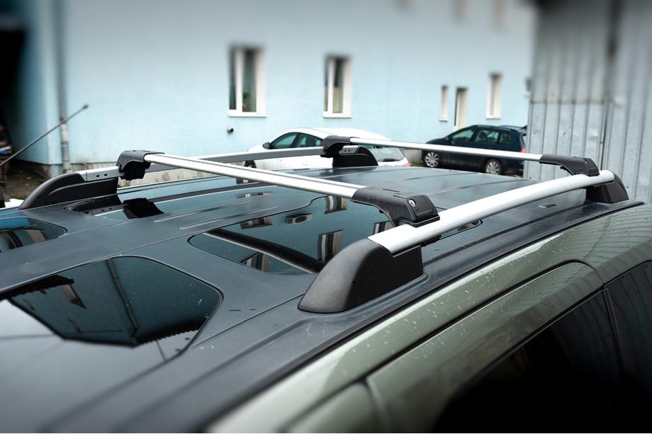 Citroen Berlingo 2008–2018 Låsbara takräckesbågar för takrails Skybar V1 (2 st) Svart Image