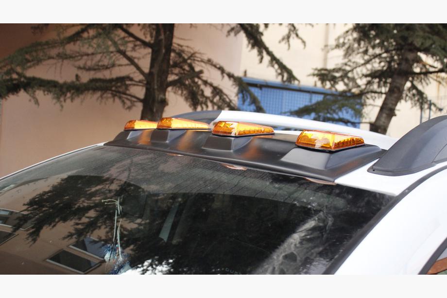 Renault Duster 2008–2017 Solskydd för vindruta V2 (LED) Foto 6