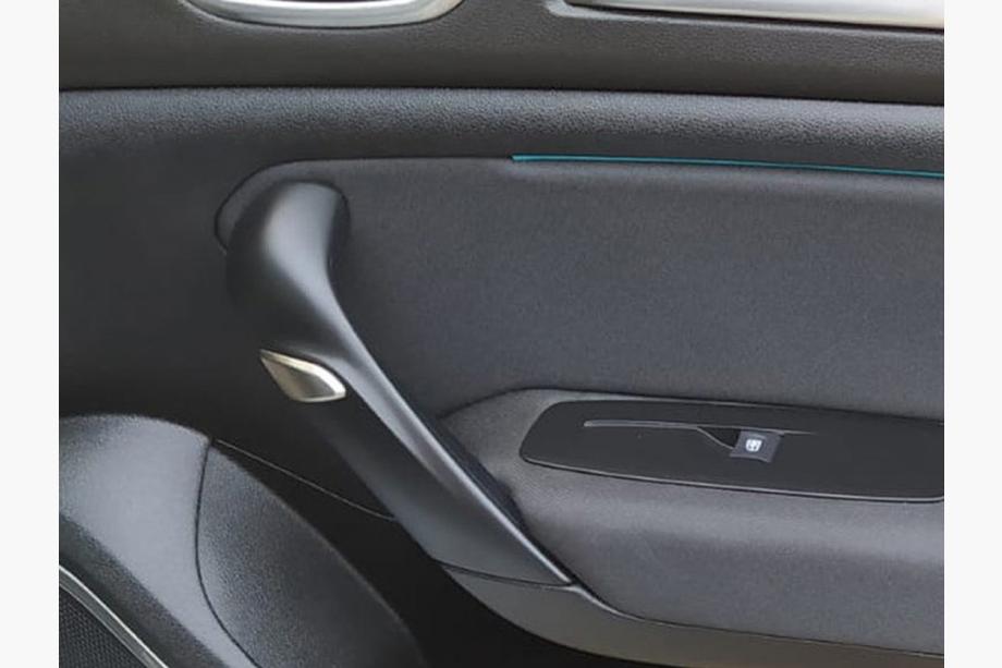 Renault Megane IV 2016–2025 Armstödsöverdrag för kupén (2 st, rostfritt stål) Image