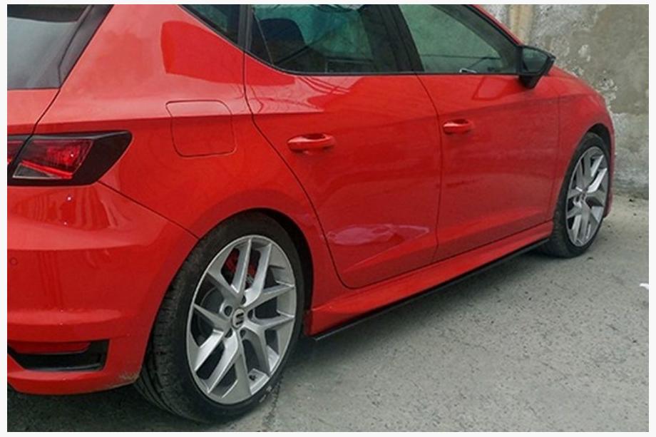 Seat Leon 2013–2020 Performance sidokjolar (svarta) Image