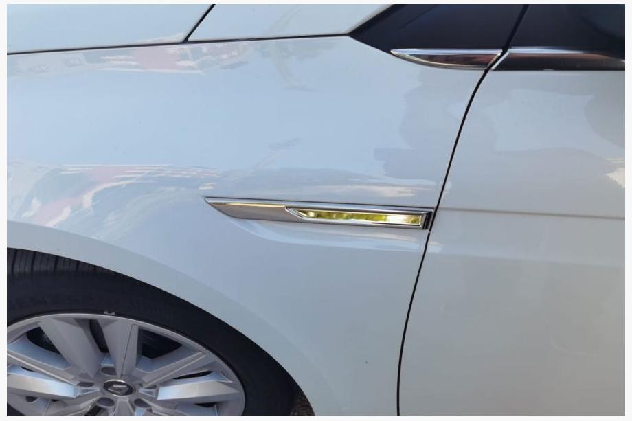Renault Megane IV 2016–2025 Blinkerskåpor 2021+ (2 st, rostfritt stål) Image