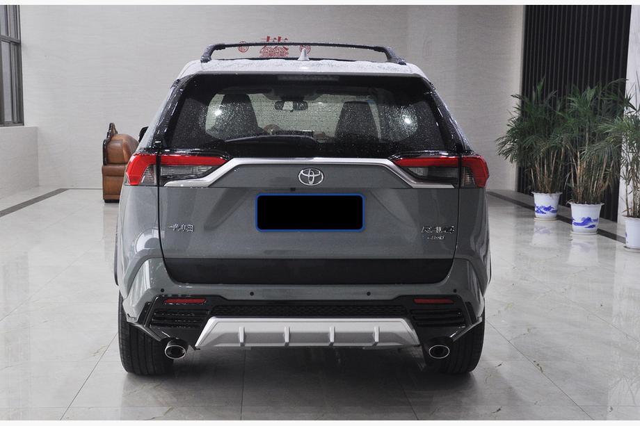 Toyota Rav 4 2019–2025 TRD bakre stötfångare Image