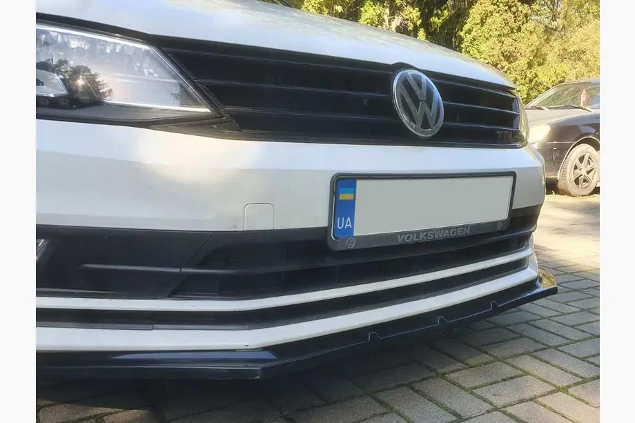 Volkswagen Jetta 2011–2018 Lip frontläpp till främre stötfångare (2010-2018, blank svart) Foto 7