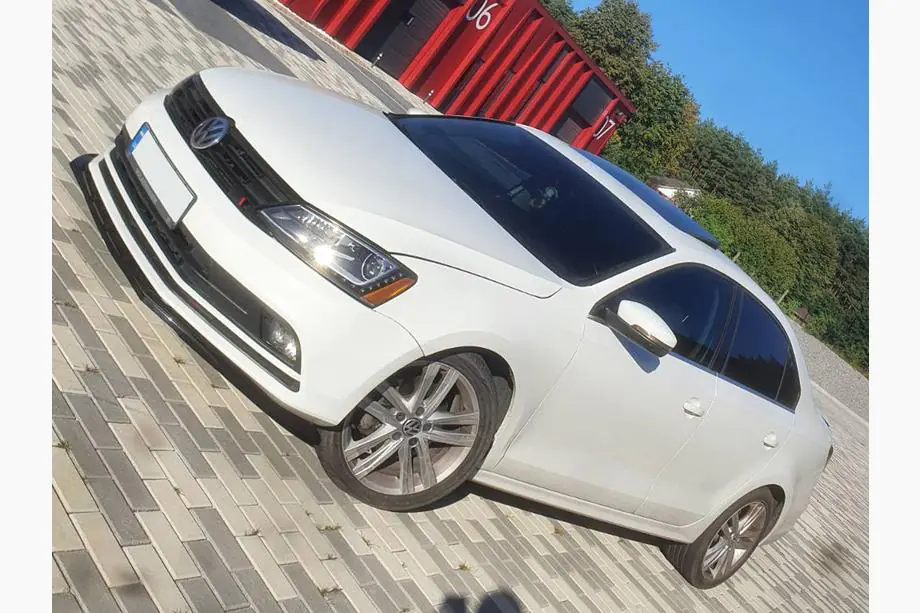 Volkswagen Jetta 2011–2018 Lip frontläpp till främre stötfångare (2010-2018, blank svart) Foto 12