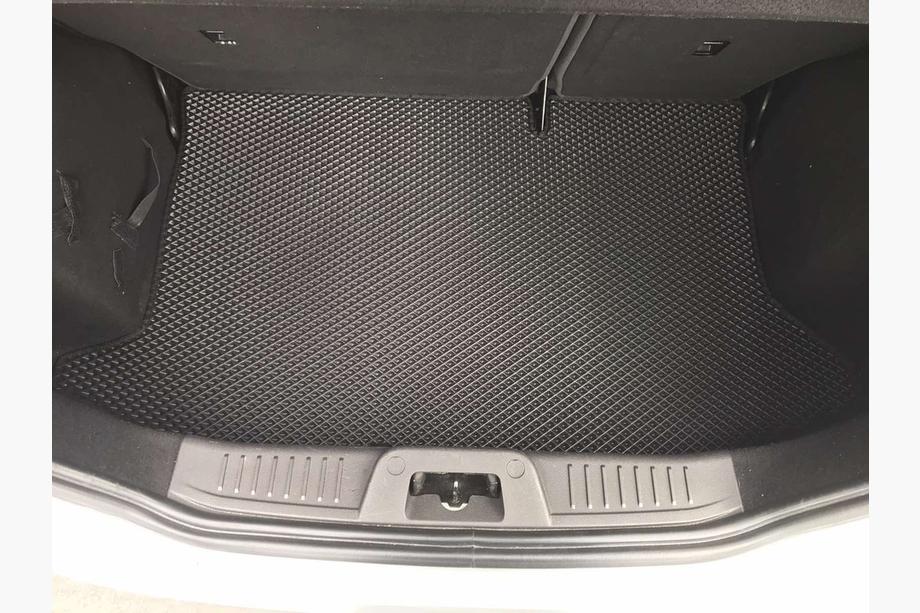 Ford Fiesta 2008–2017 Bagagerumsmatta HB (EVA, svart) Image
