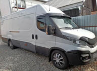Iveco Daily 2014– Vindrutedeflektor V2 (glans svart, 5 mm) foto 7