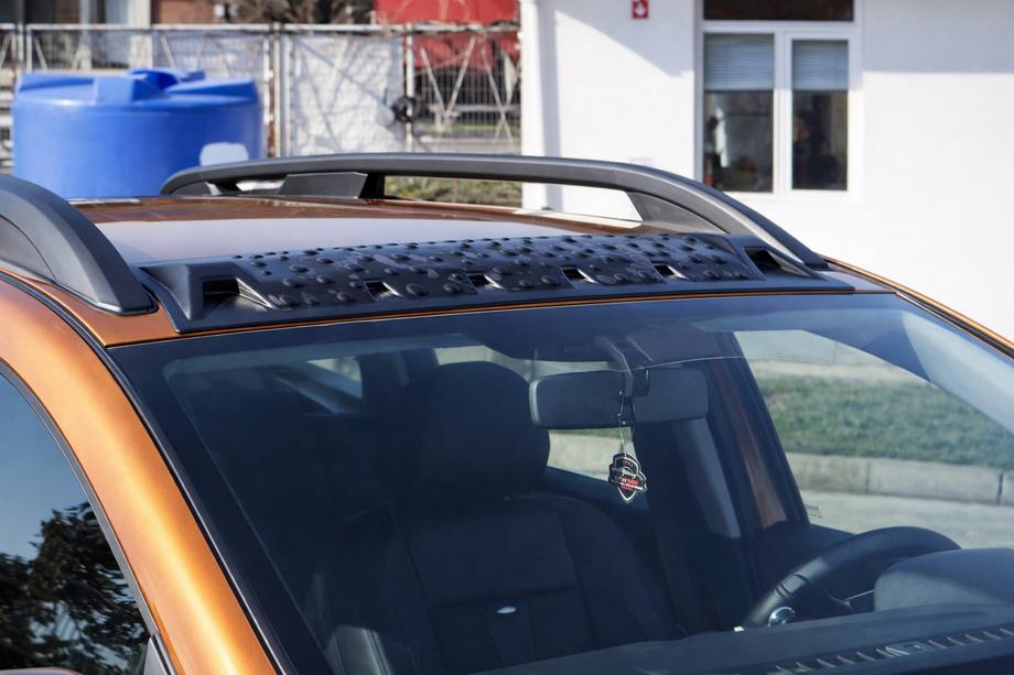 Dacia Duster 2018–2024 Solskydd för vindruta EuroCap Image