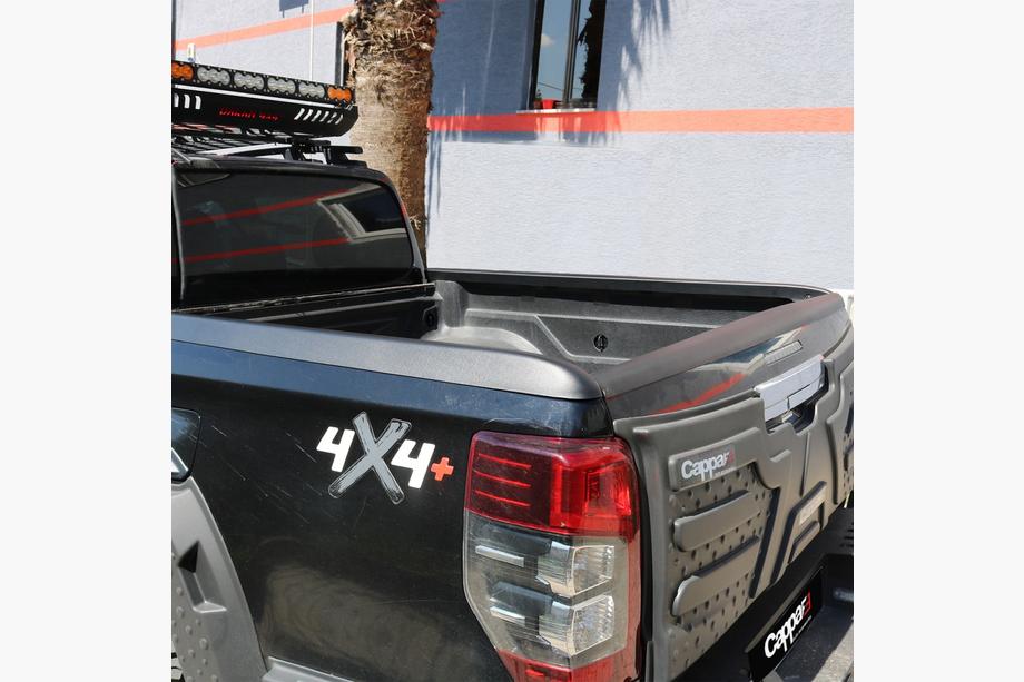 Mercedes X class 2017–2020 Kantskydd för flakkant (3 st.) Image