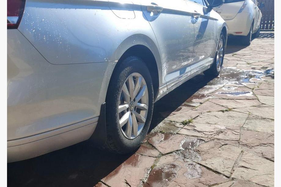 Volkswagen Passat B8 2015–2023 Stänklappar Premium 2015-2018 SD/SW (EU, 4 st) Foto 9