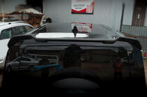 Land Rover Defender 2019– Kolfiberspoiler foto 3
