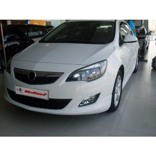 Främre nedre läppspoiler 2010-2012 (för lackering) Opel Astra J 2009–2015 foto 4