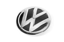 Volkswagen Tiguan 2016–2023 Främre emblem 2K5 853 600 (komplett) foto 1