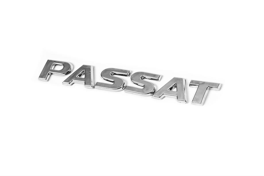 Volkswagen Passat B8 2015–2023 Passat textemblem 3G0853687 (125 mm x 15 mm) Image