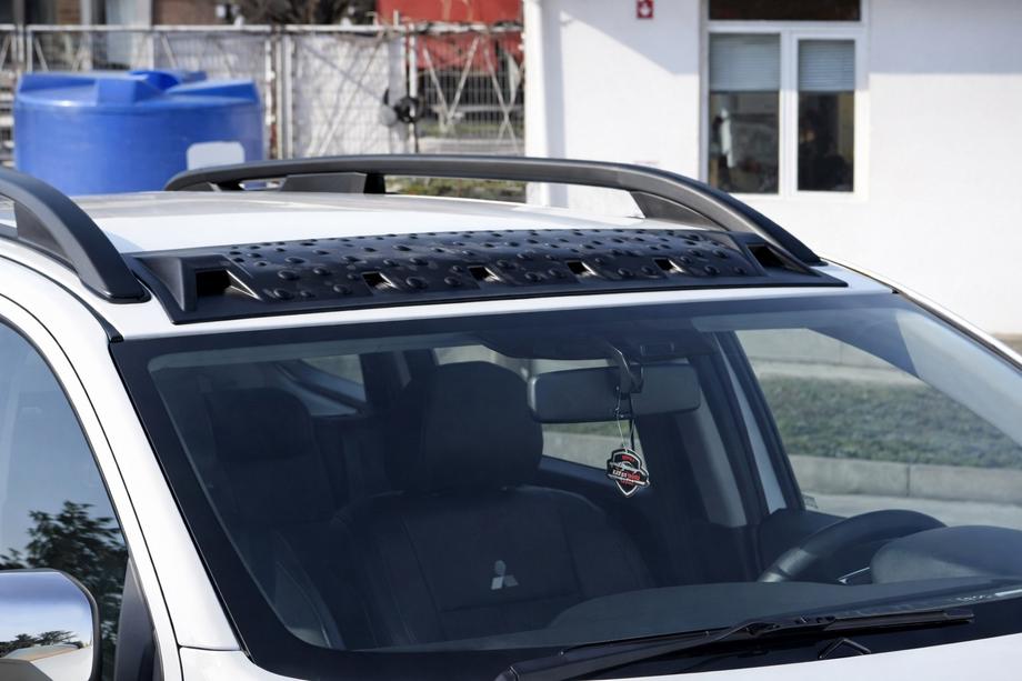 Fiat Fullback 2016– Vindrutedeflektor (ABS) Image