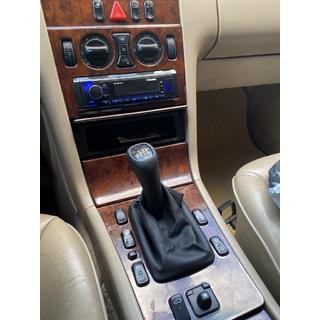 Mercedes W210 växelspaksknopp och växelspaksdamask med ram (6 växlar) foto 2
