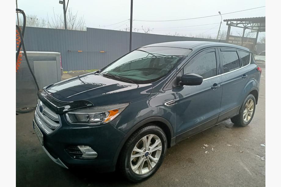 Ford Kuga/Escape 2013–2019 In-channel vindavvisare för sidorutor (Esa, 4 st) Image