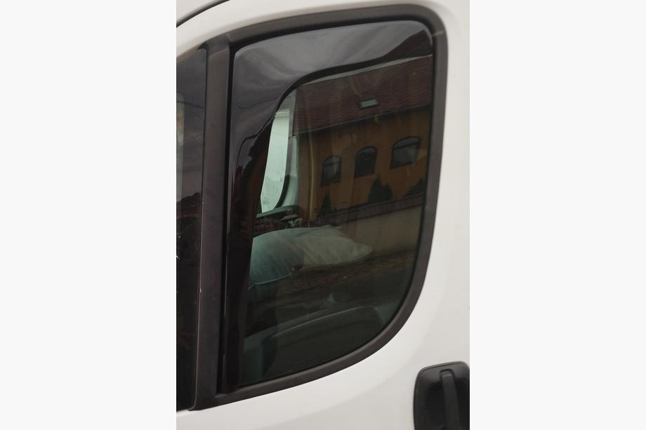 Fiat Ducato 2006–2025 Vindavvisare för sidorutor, insticksmodell (Esa, 2 st.) Image