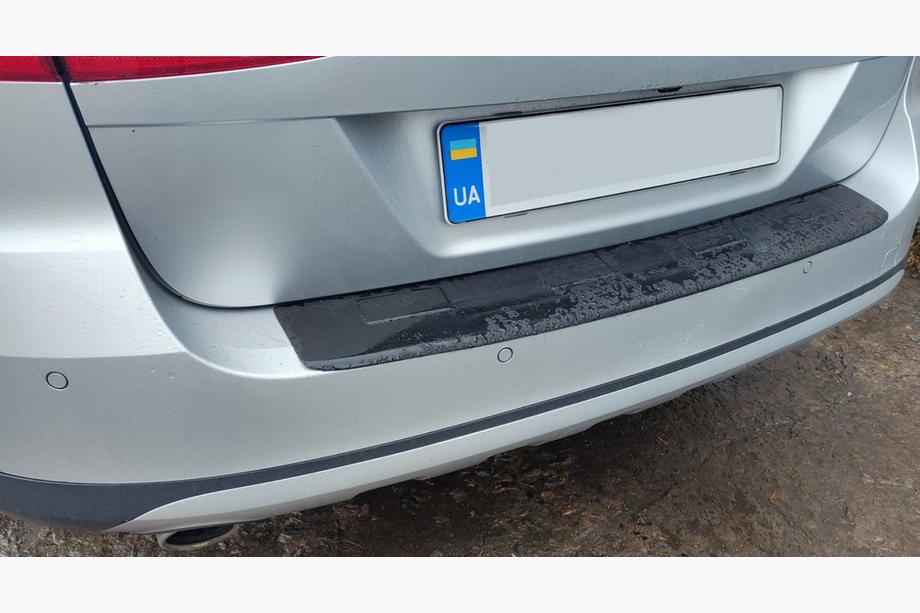 Volkswagen Passat B7 2012–2015 Bakre stötfångarlist Esa (SW, ABS) Image