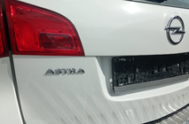 Opel Astra J 2009–2015 Astra emblem 5177042 (120 x 17 mm) foto 3