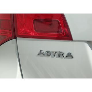 Astra emblem 5177042 (120 x 17 mm) Opel Astra J 2009–2015 foto 1