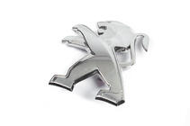 Peugeot 206 1998–2024 Bakre emblem 9673873277 (80 x 70 mm) foto 2