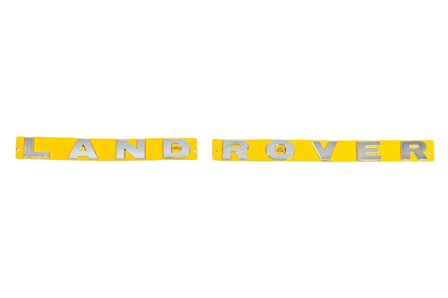 LandRover Range Rover Land Rover textemblem (650 x 35 mm) Image